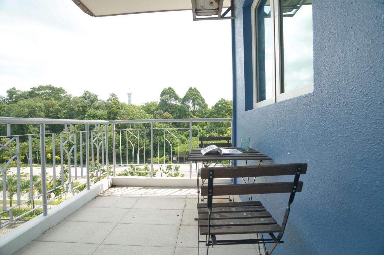 Cove D'Arena Aparthotel Singapore Exterior photo
