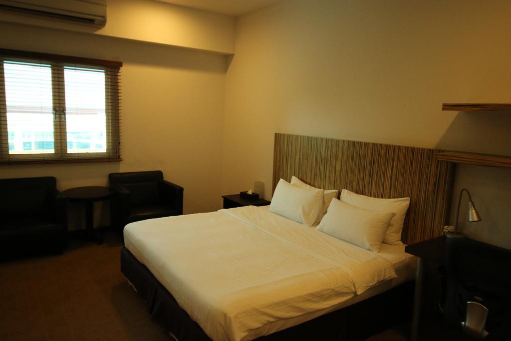 Cove D'Arena Aparthotel Singapore Exterior photo